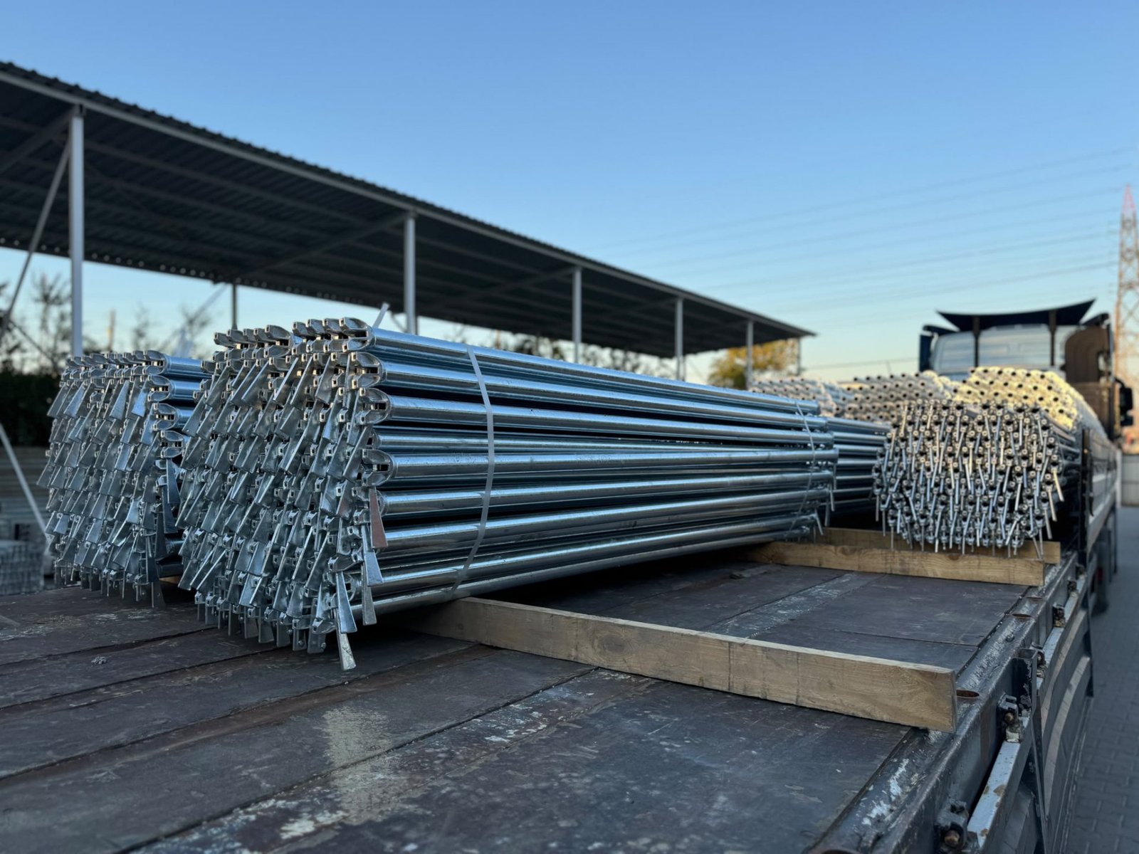 Pipe-Rack Asma İskele Sistemleri